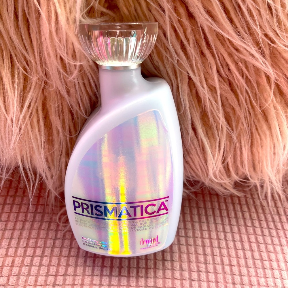 Prismatica by Devoted Creations ~ Excellent Plateau breaking tanning lotion !!💖